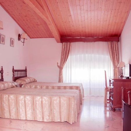 Victoria Hotel Trujillo Buitenkant foto